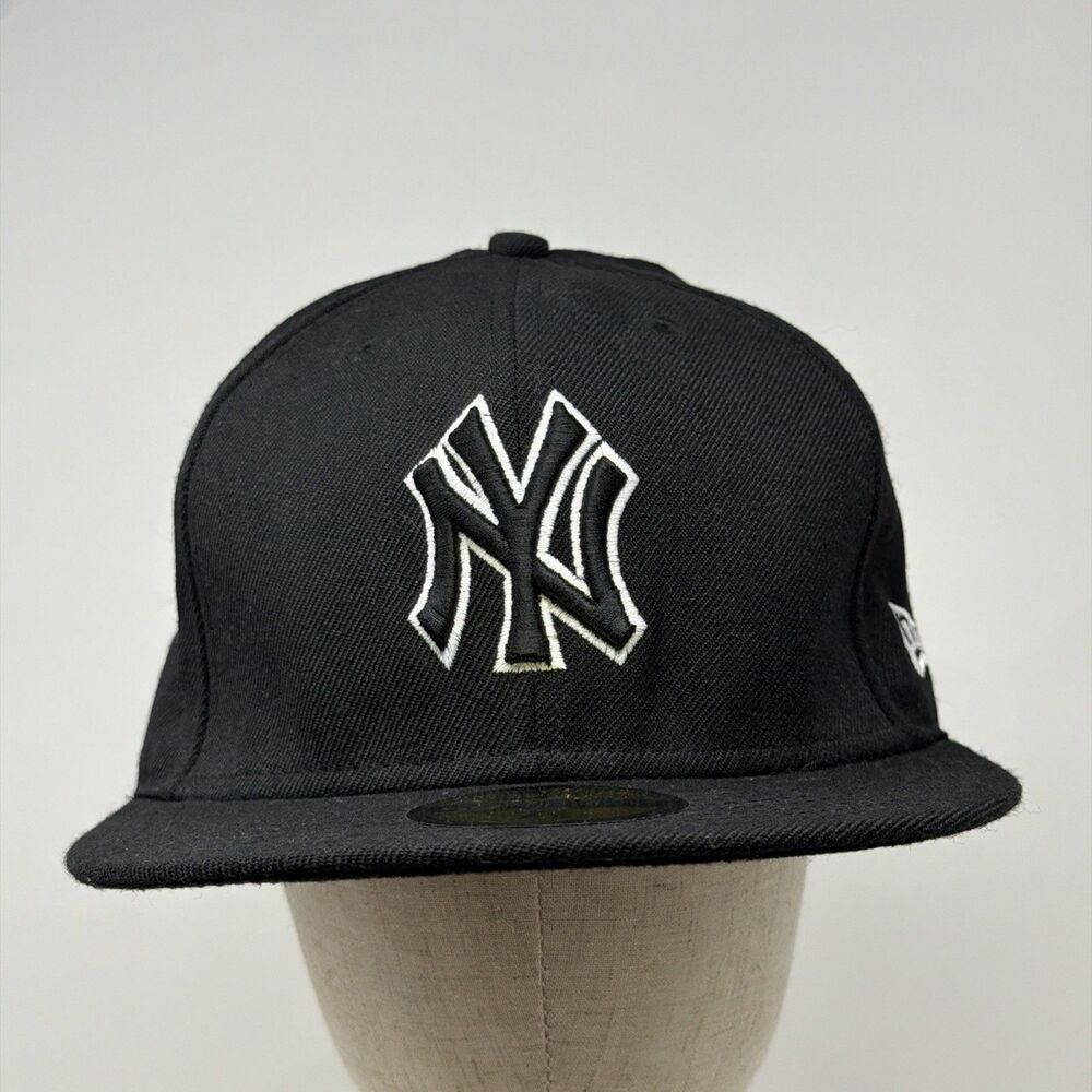 New Era 59FIFTY New York Yankees Fitted Hat 7 3/8 Black Logo 100% Wool READ